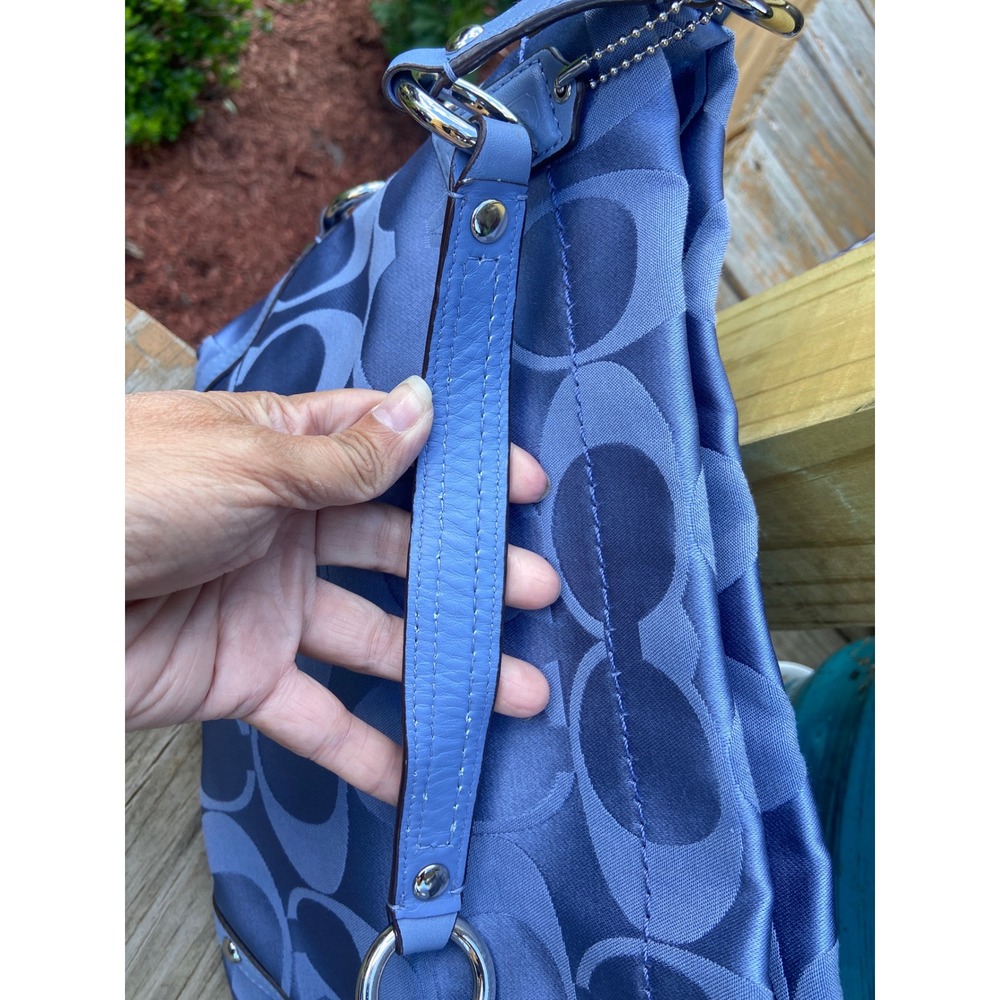VTG Coach Carly Hobo Bag Blue Periwinkle Signature Jacquard Silver Hardware Y2K - Picture 7 of 16
